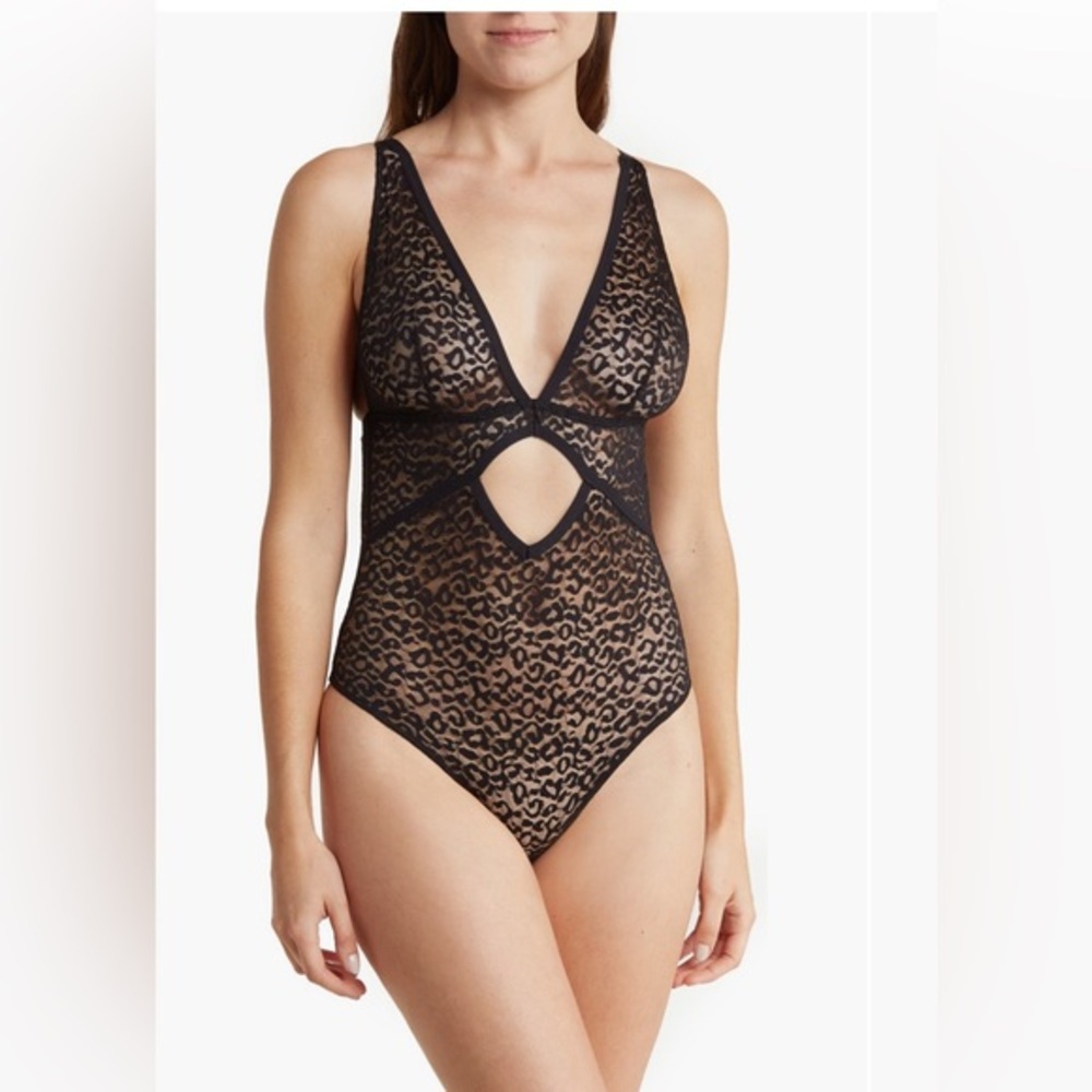 NEW! Topshop Lace Cutout Teddy in Black women’s small
